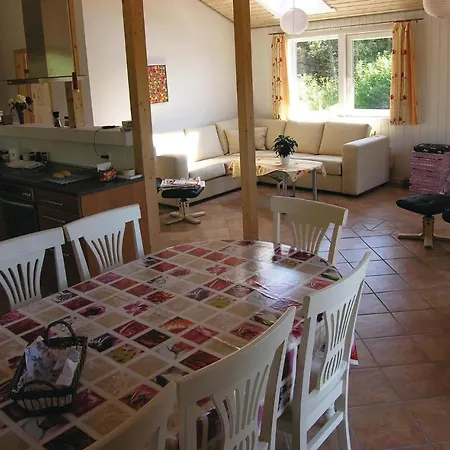 Nyaraló With Sauna 170